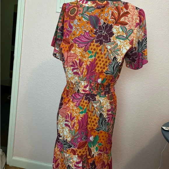 🎁🎁2/$35 LOFT Vibrant Floral Orange and Pink Dress - Picture 2 of 4